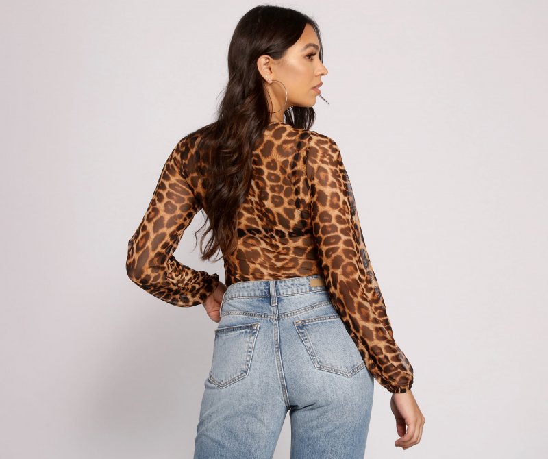 TableClothsUs On The Prowl Puff Sleeve Leopard Print Bodysuit