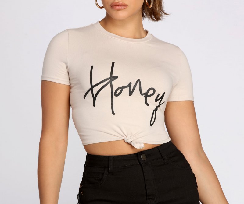 TableClothsUs Honey Knot Front Tee