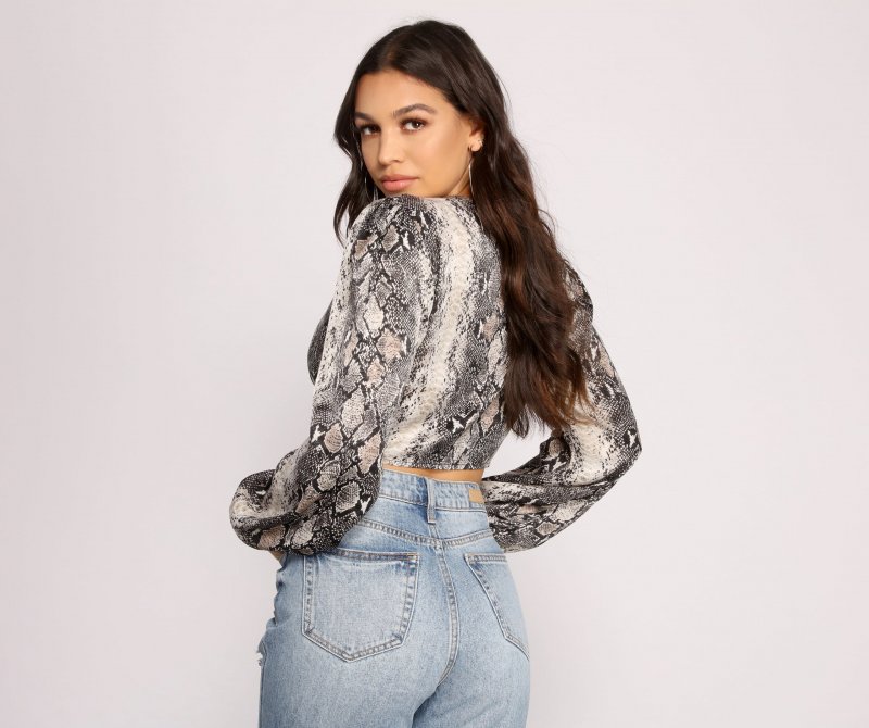 TableClothsUs Chic Satin Snake Print Crop Top