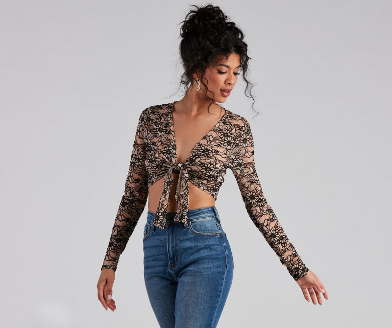 TableClothsUs Flirty Floral Lace Tie Front Crop Top