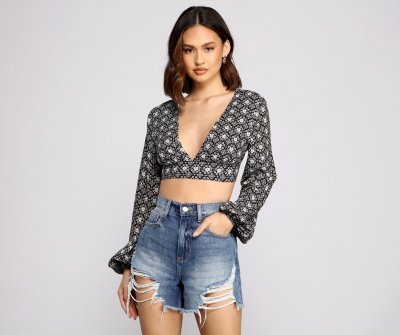 TableClothsUs Bohemian Flair Tie-Back Crop Top