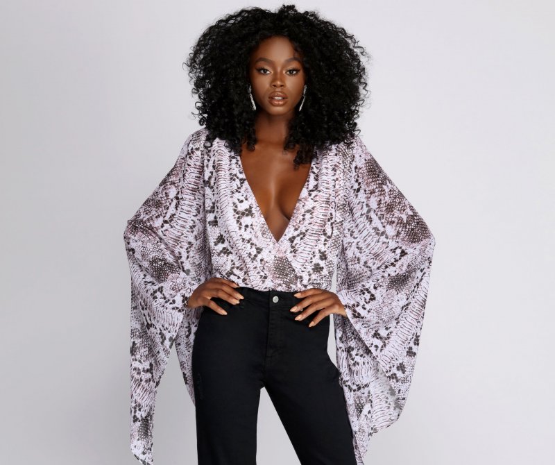 TableClothsUs The Drama Bell Sleeve Bodysuit