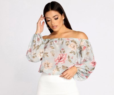 TableClothsUs Flowy Floral Chiffon Crop Top