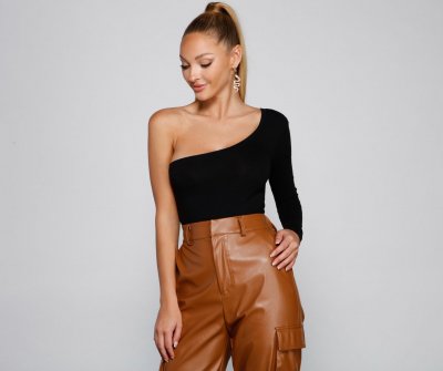 TableClothsUs A Trendy Vibe One-Shoulder Bodysuit