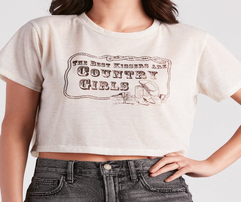 TableClothsUs The Best Kissers Are Country Girls Graphic Tee