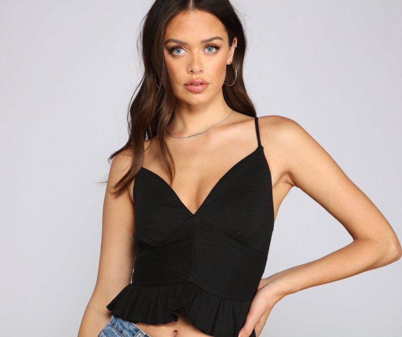 TableClothsUs Flirty Flair Ruffled Crop Top