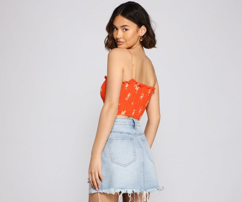 TableClothsUs Stylish And Smocked Crop Top